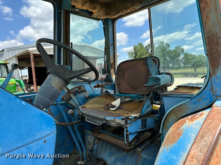 image for item OC9003 Ford 7700  tractor