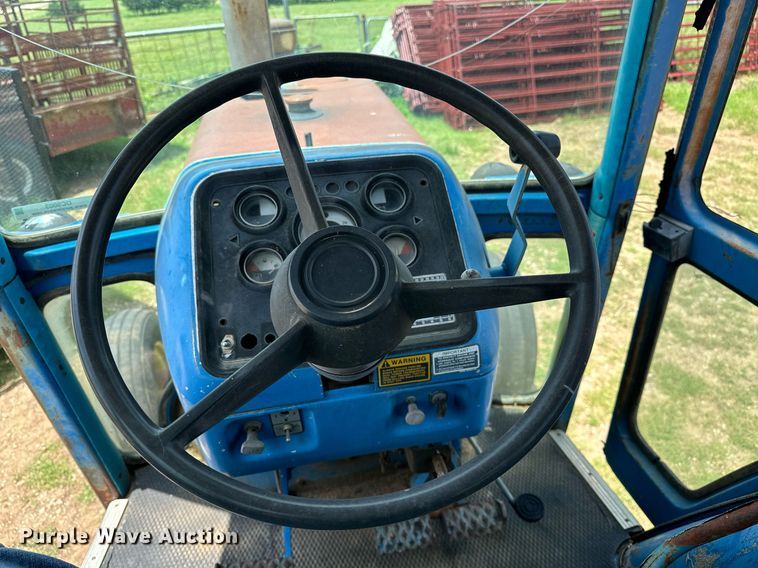 image for item OC9003 Ford 7700  tractor