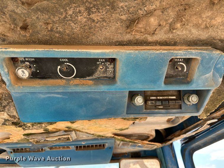 image for item OC9003 Ford 7700  tractor