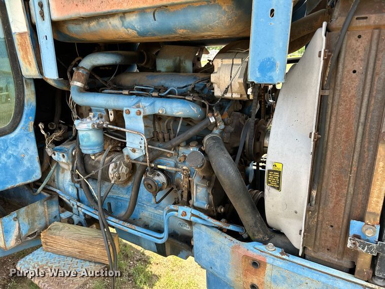 image for item OC9003 Ford 7700  tractor