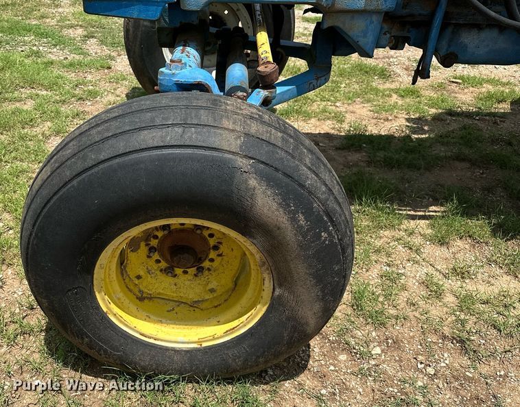 image for item OC9003 Ford 7700  tractor