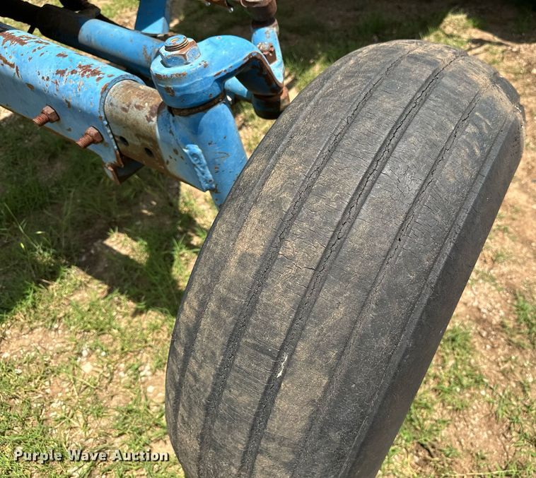 image for item OC9003 Ford 7700  tractor