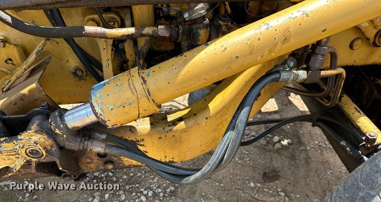 image for item OC9004 1962 Ford 4000  tractor