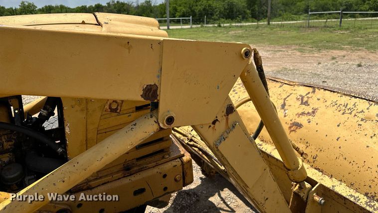 image for item OC9004 1962 Ford 4000  tractor