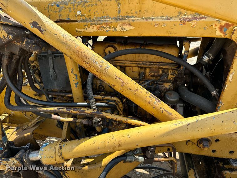 image for item OC9004 1962 Ford 4000  tractor