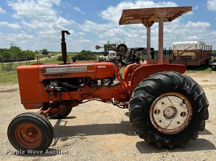 image for item OC9005 Allis Chalmers I600  tractor