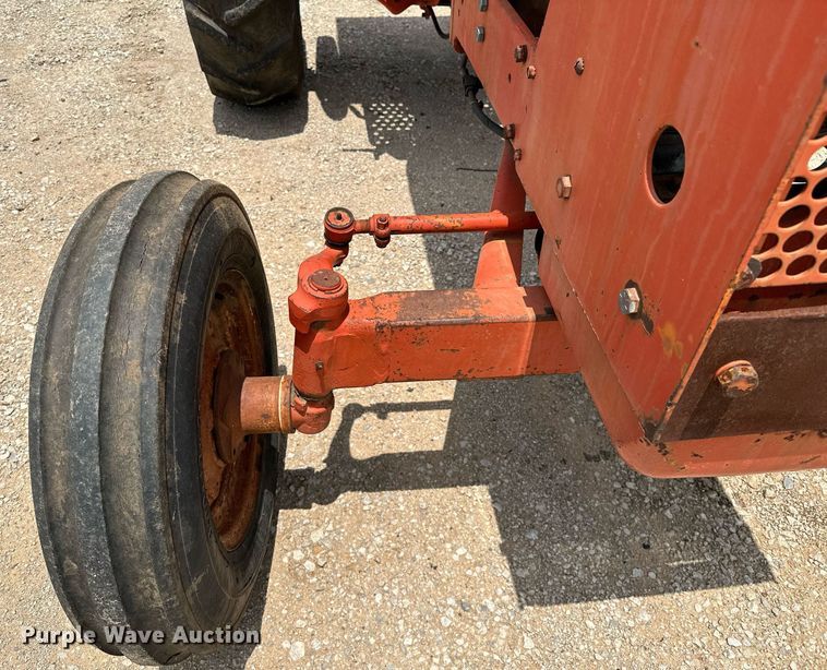image for item OC9005 Allis Chalmers I600  tractor