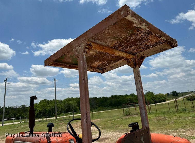 image for item OC9005 Allis Chalmers I600  tractor