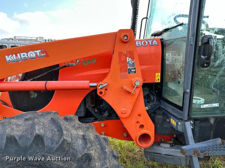 image for item OC9006 2014 Kubota M108S  MFWD tractor