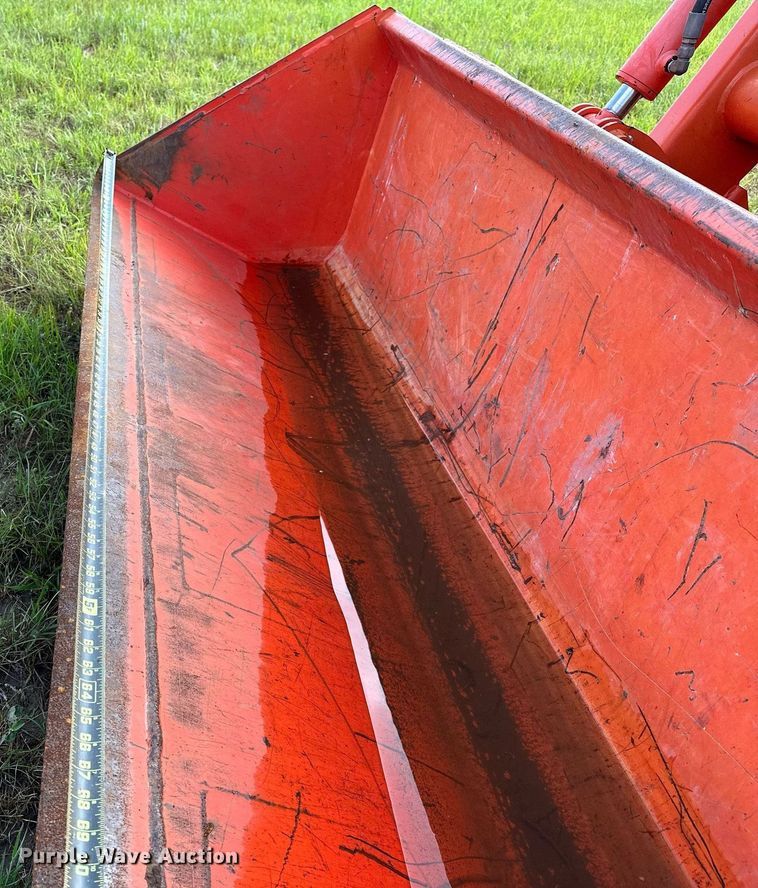 image for item OC9006 2014 Kubota M108S  MFWD tractor