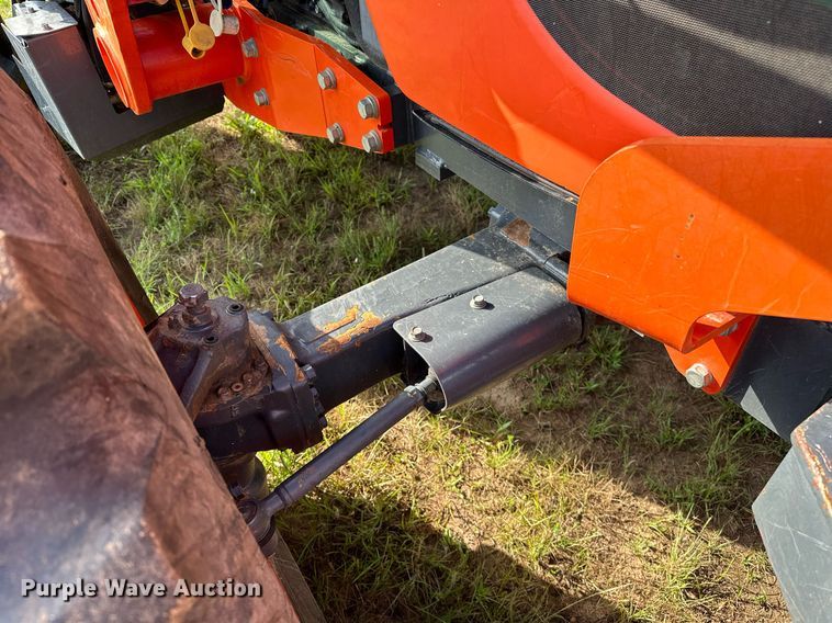 image for item OC9006 2014 Kubota M108S  MFWD tractor