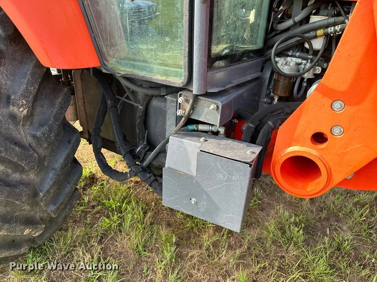 image for item OC9006 2014 Kubota M108S  MFWD tractor