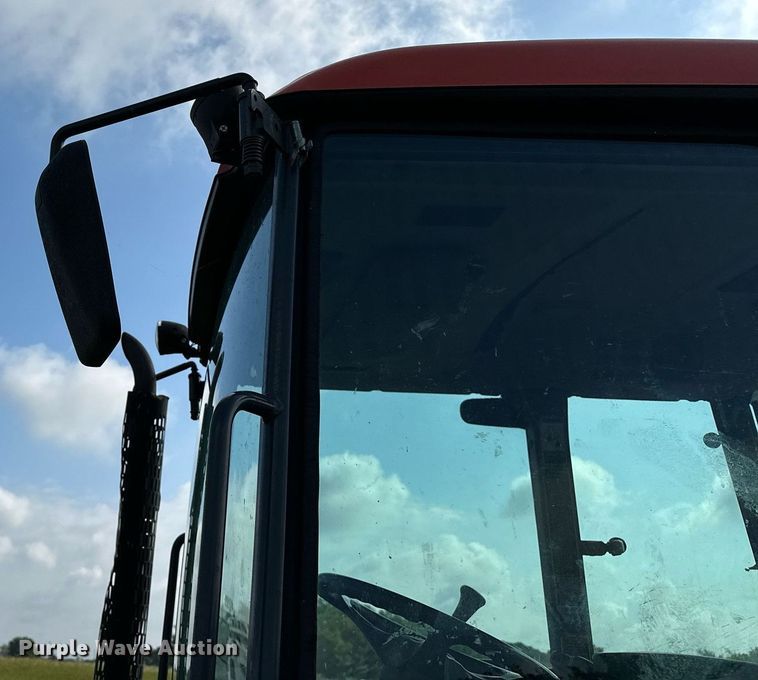 image for item OC9006 2014 Kubota M108S  MFWD tractor