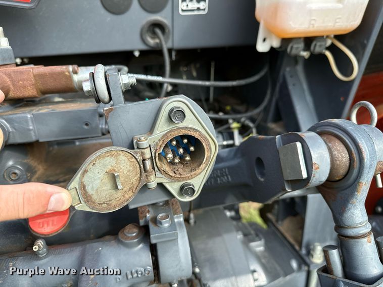 image for item OC9006 2014 Kubota M108S  MFWD tractor