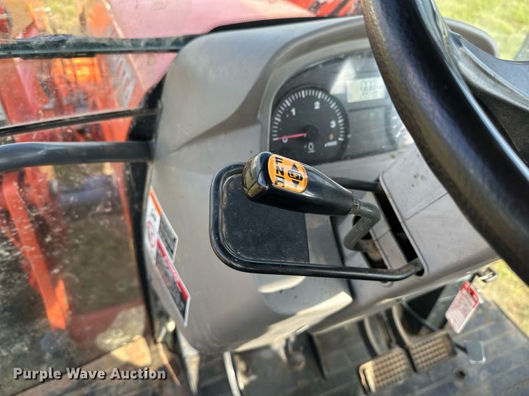 image for item OC9006 2014 Kubota M108S  MFWD tractor