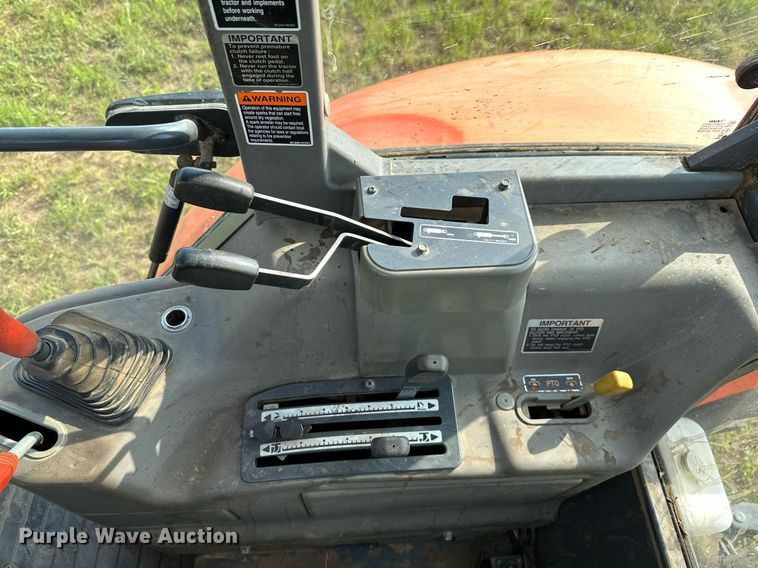 image for item OC9006 2014 Kubota M108S  MFWD tractor