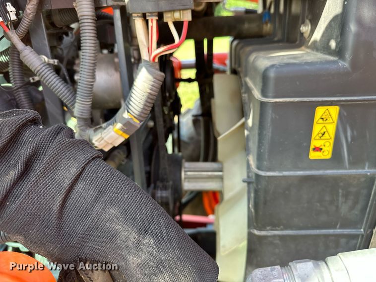 image for item OC9006 2014 Kubota M108S  MFWD tractor