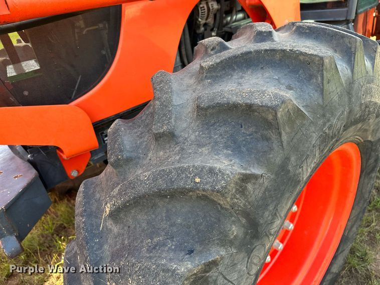 image for item OC9006 2014 Kubota M108S  MFWD tractor