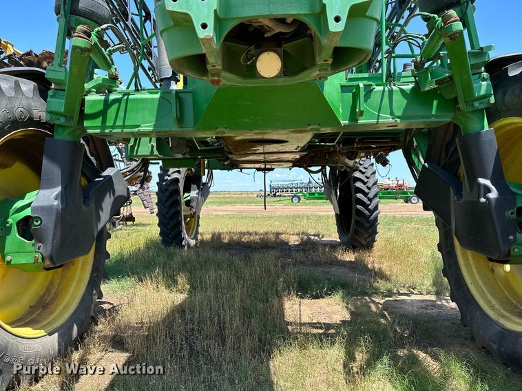 image for item OC9028 2005 John Deere 4720  sprayer