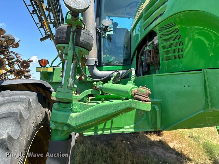 image for item OC9028 2005 John Deere 4720  sprayer