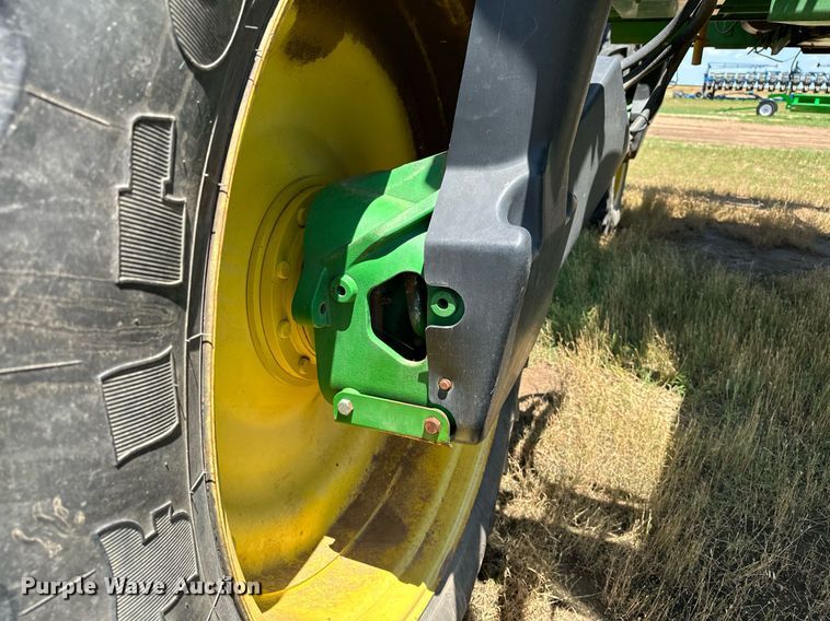 image for item OC9028 2005 John Deere 4720  sprayer