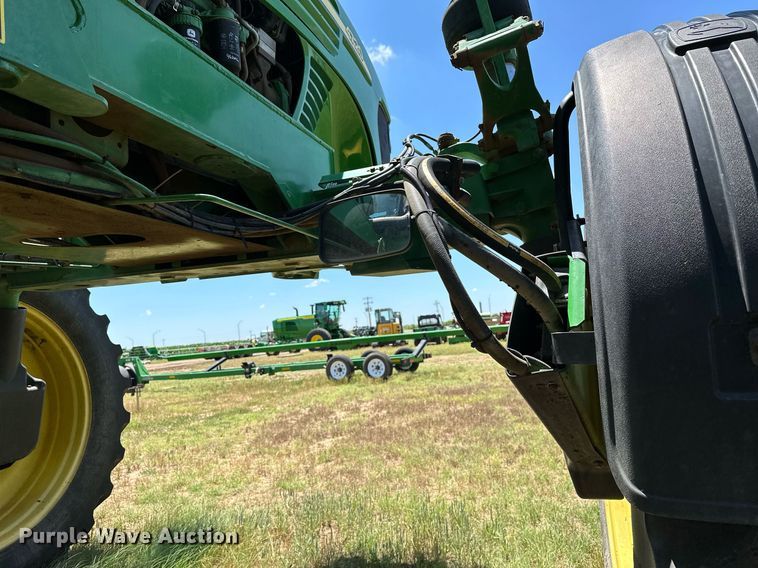 image for item OC9028 2005 John Deere 4720  sprayer