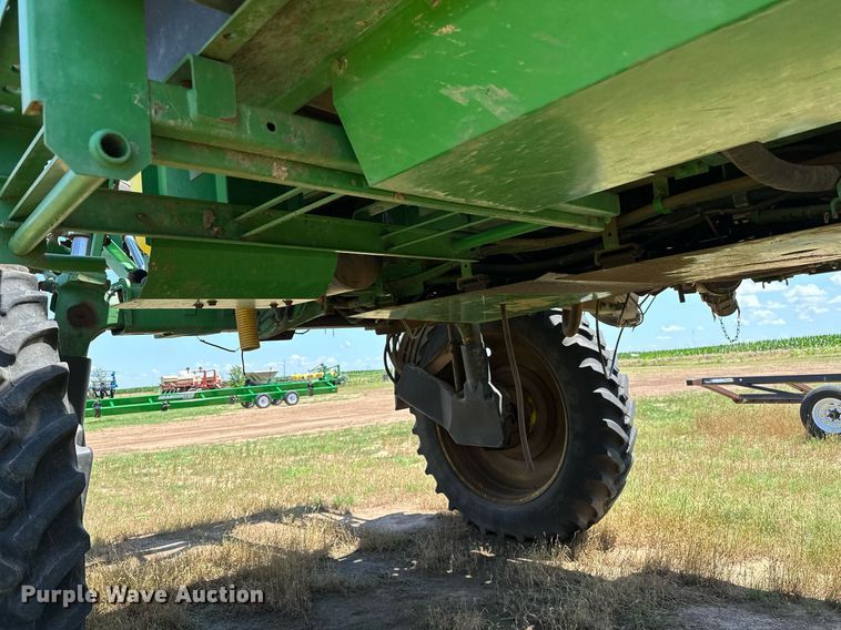 image for item OC9028 2005 John Deere 4720  sprayer