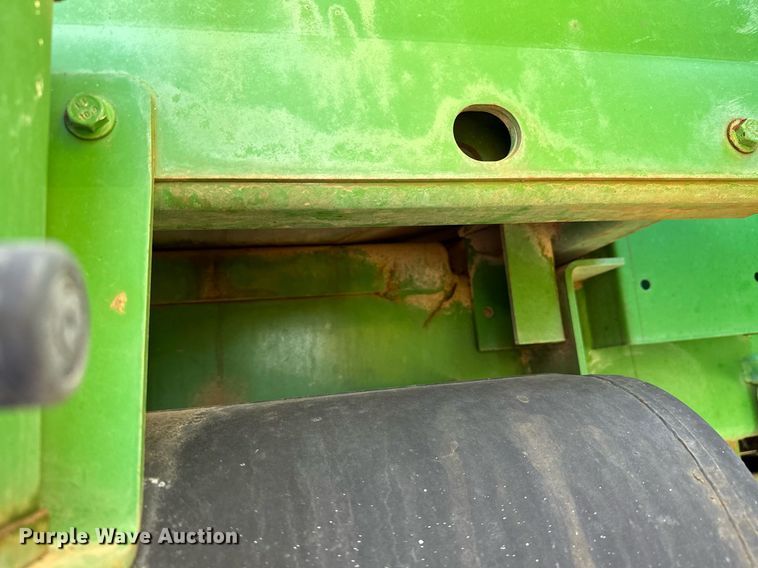 image for item OC9028 2005 John Deere 4720  sprayer