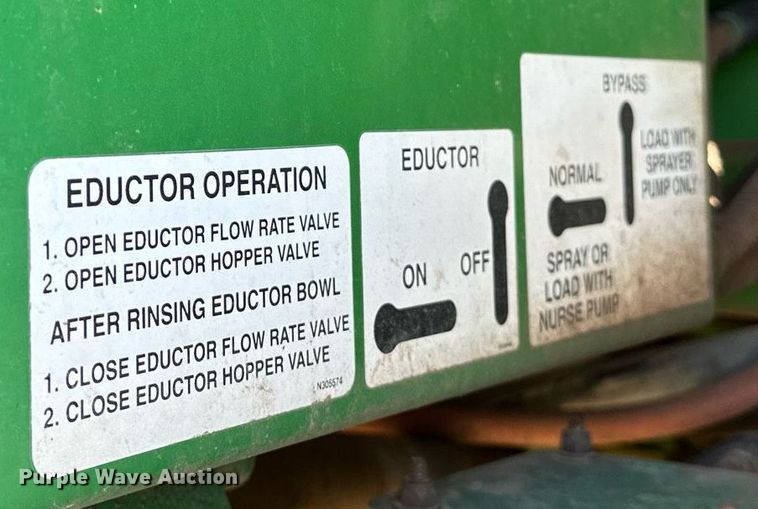 image for item OC9028 2005 John Deere 4720  sprayer