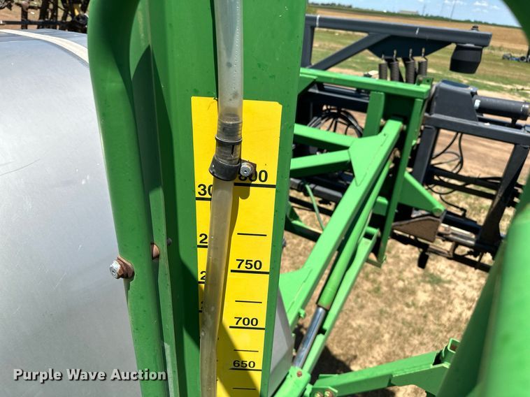 image for item OC9028 2005 John Deere 4720  sprayer