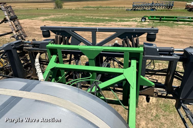 image for item OC9028 2005 John Deere 4720  sprayer