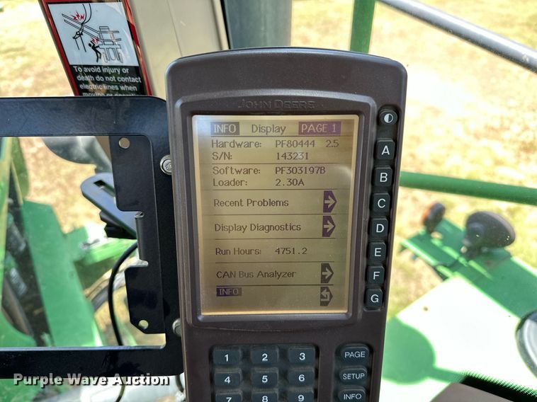 image for item OC9028 2005 John Deere 4720  sprayer