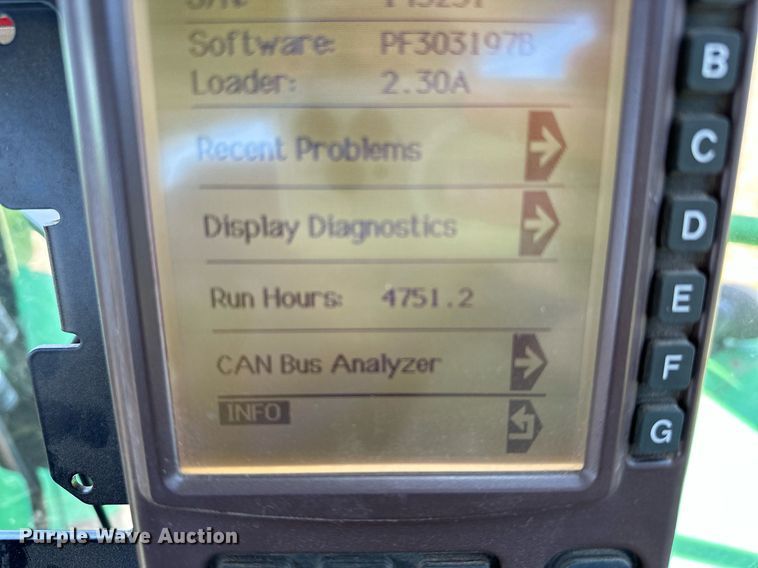 image for item OC9028 2005 John Deere 4720  sprayer