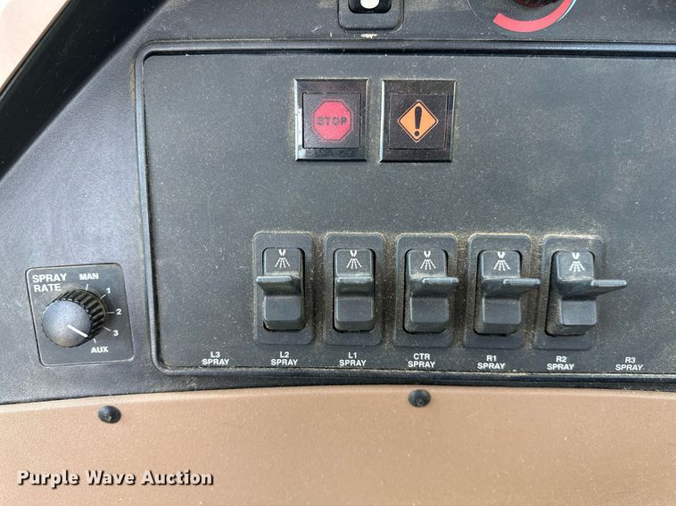 image for item OC9028 2005 John Deere 4720  sprayer