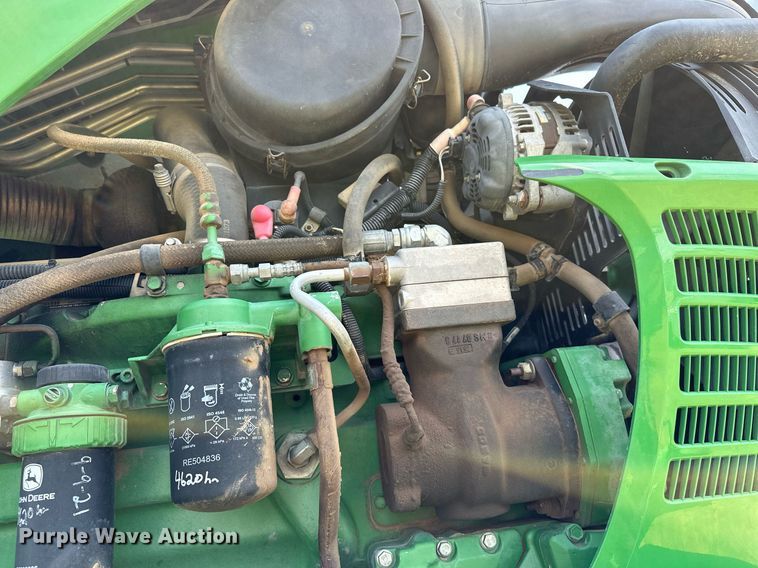 image for item OC9028 2005 John Deere 4720  sprayer