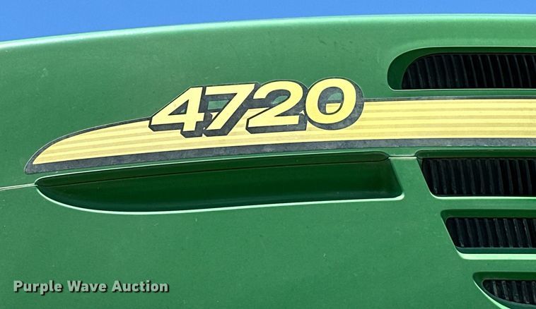 image for item OC9028 2005 John Deere 4720  sprayer