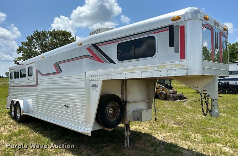 image for item OG9051 2000 C&C  horse trailer
