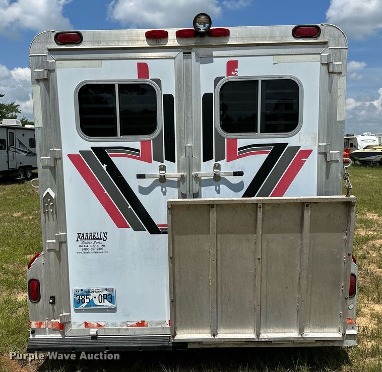 image for item OG9051 2000 C&C  horse trailer