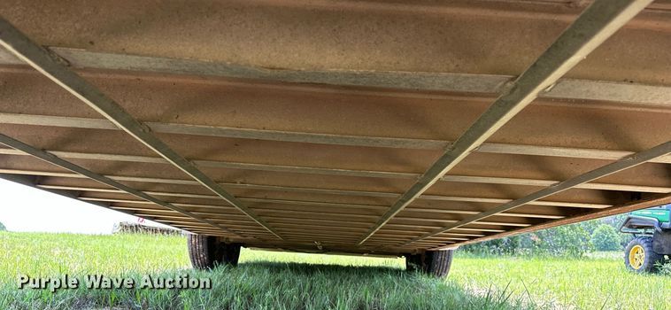 image for item OG9051 2000 C&C  horse trailer