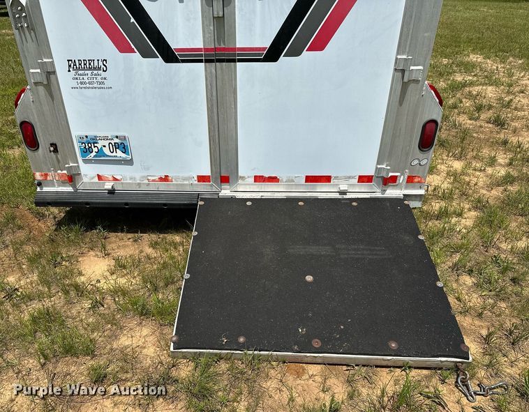 image for item OG9051 2000 C&C  horse trailer