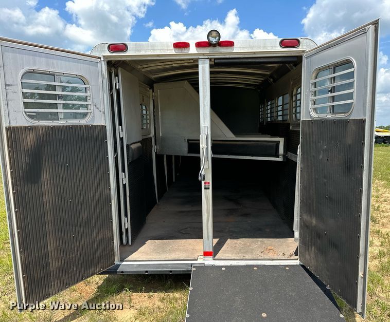 image for item OG9051 2000 C&C  horse trailer