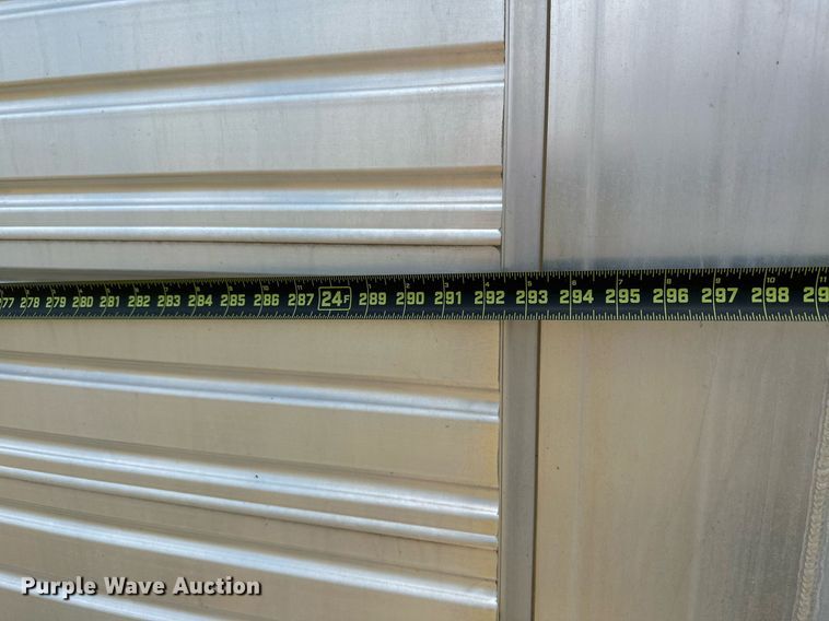 image for item OG9051 2000 C&C  horse trailer