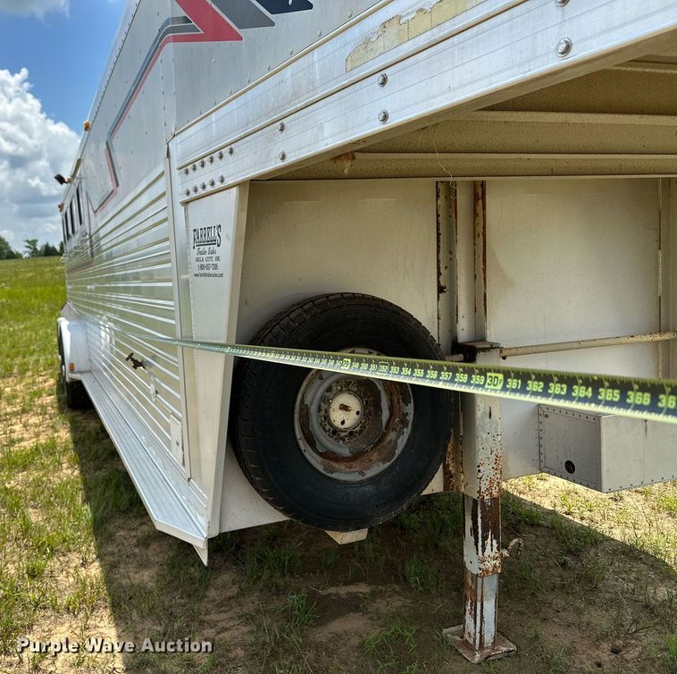 image for item OG9051 2000 C&C  horse trailer