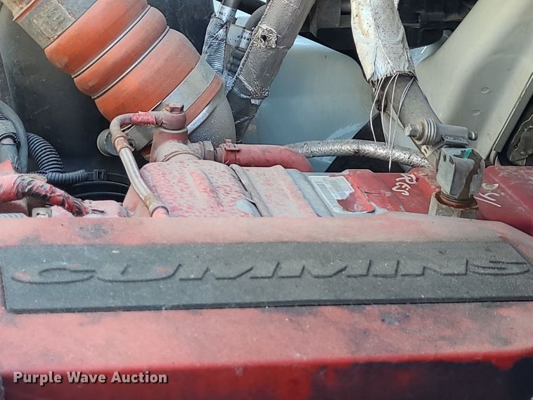 image for item DK1959 2015 International DuraStar 4300  truck cab and chassis