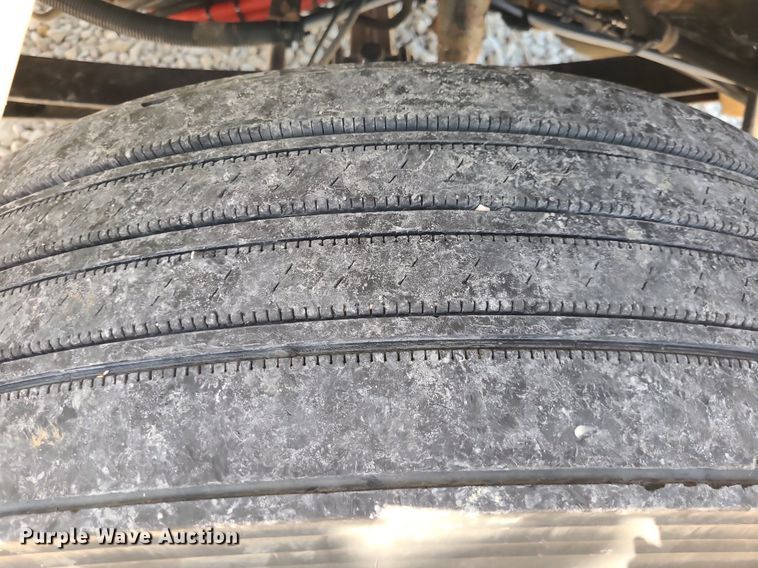 image for item DK1959 2015 International DuraStar 4300  truck cab and chassis