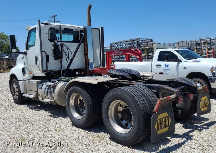 image for item DK1961 2018 International LT625  semi truck