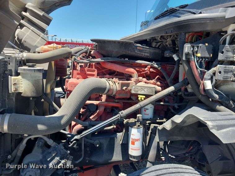 image for item DK1961 2018 International LT625  semi truck