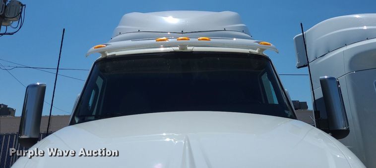 image for item DK1962 2020 International LT625  semi truck