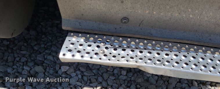 image for item DK1962 2020 International LT625  semi truck