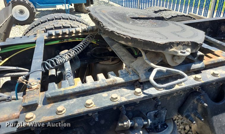 image for item DK1962 2020 International LT625  semi truck